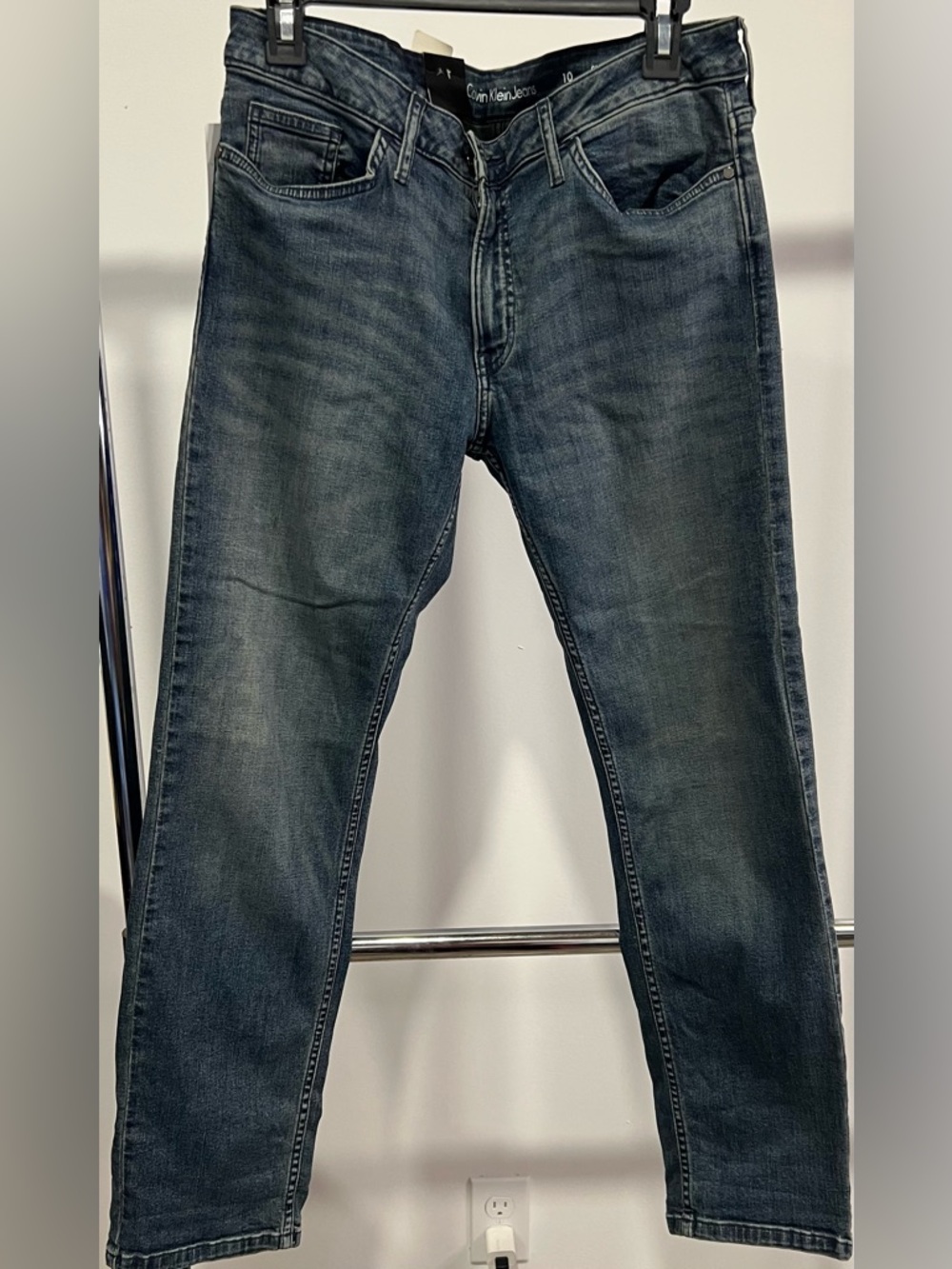 NWT Women’s Calvin Klein Tony Blue Slim Boyfriend Jeans Size 10